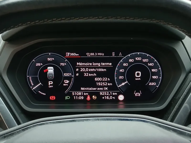 Image secondaire du véhicule 12