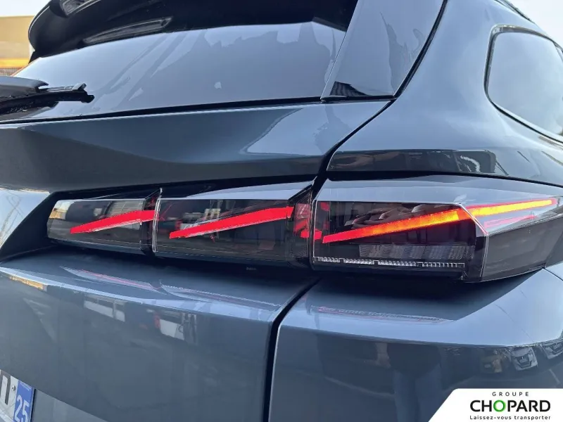 Image secondaire du véhicule 11