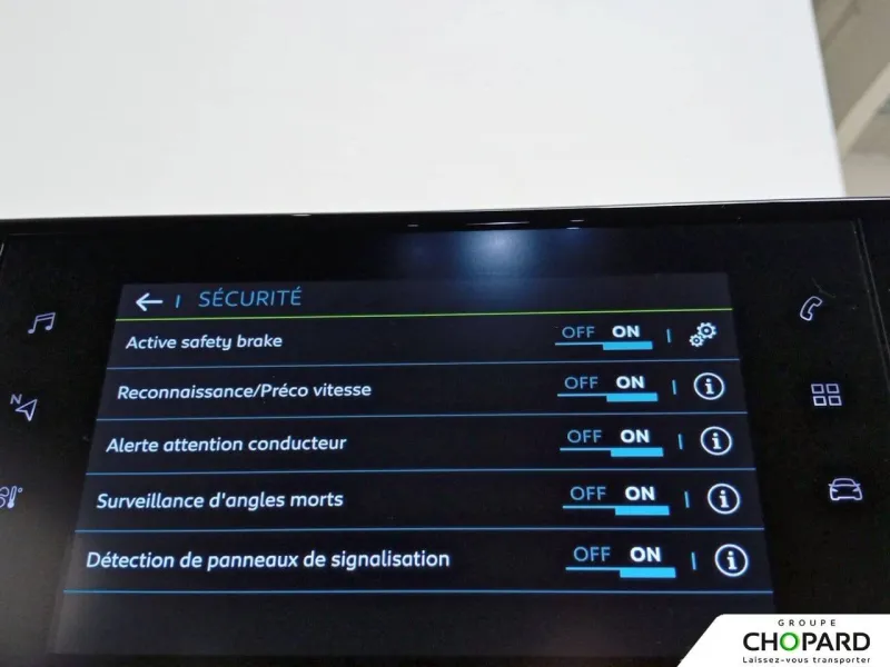 Image secondaire du véhicule 14