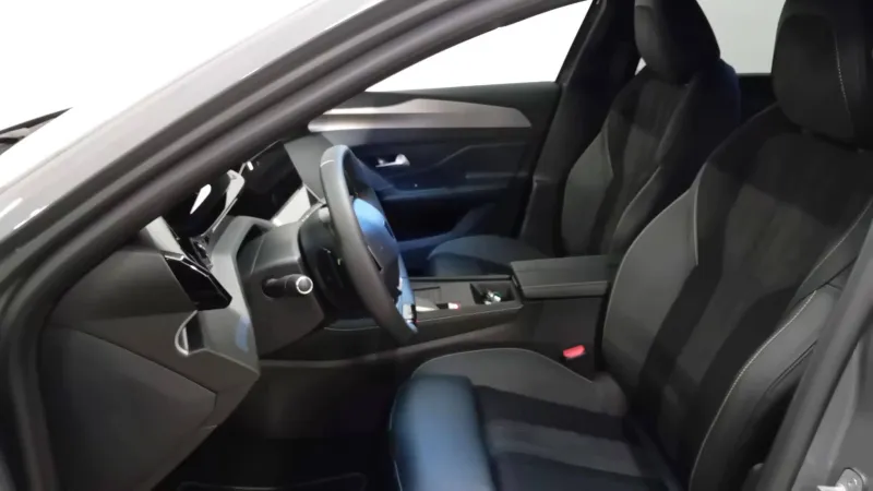 Image secondaire du véhicule 8