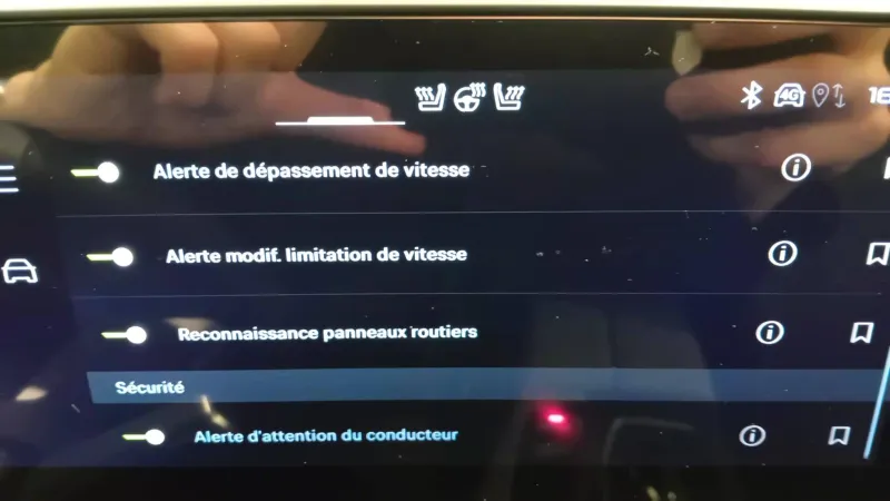 Image secondaire du véhicule 10