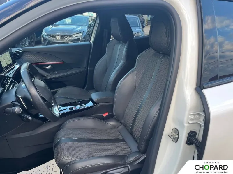 Image secondaire du véhicule 11