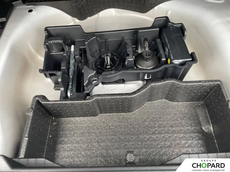 Image secondaire du véhicule 21