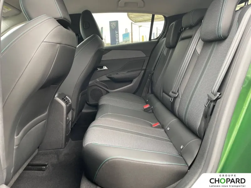 Image secondaire du véhicule 12