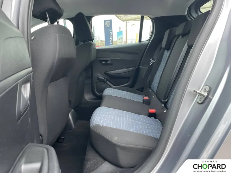 Image secondaire du véhicule 12