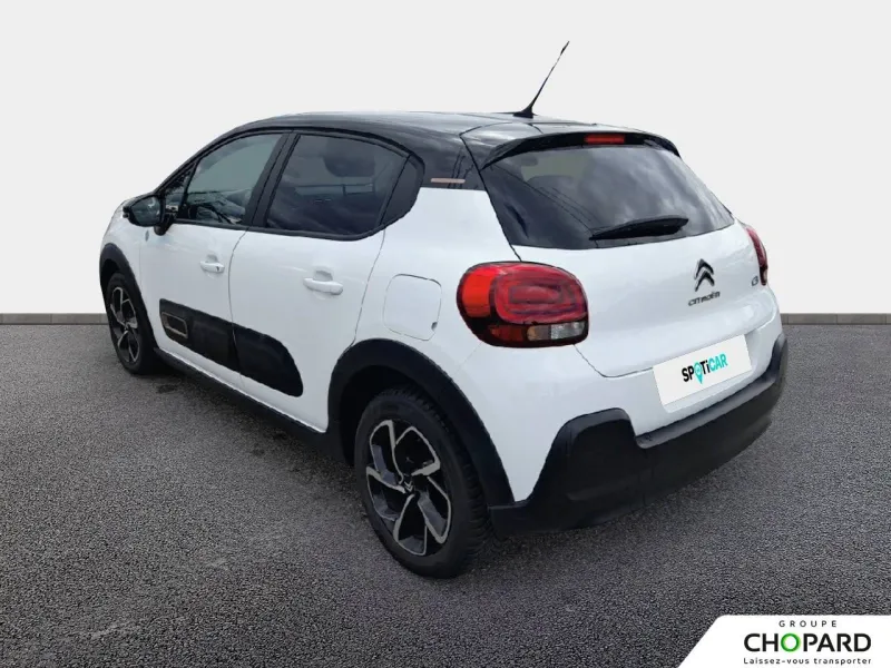 Image secondaire du véhicule 3