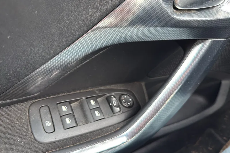 Image secondaire du véhicule 38