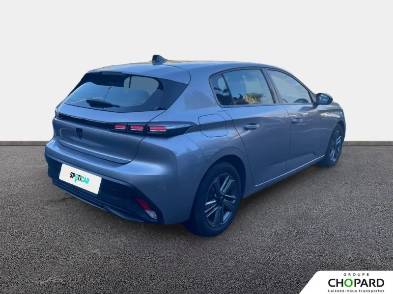 Image secondaire du véhicule 9