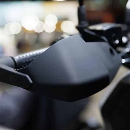 Aprilia SR GT 400 : Poignée