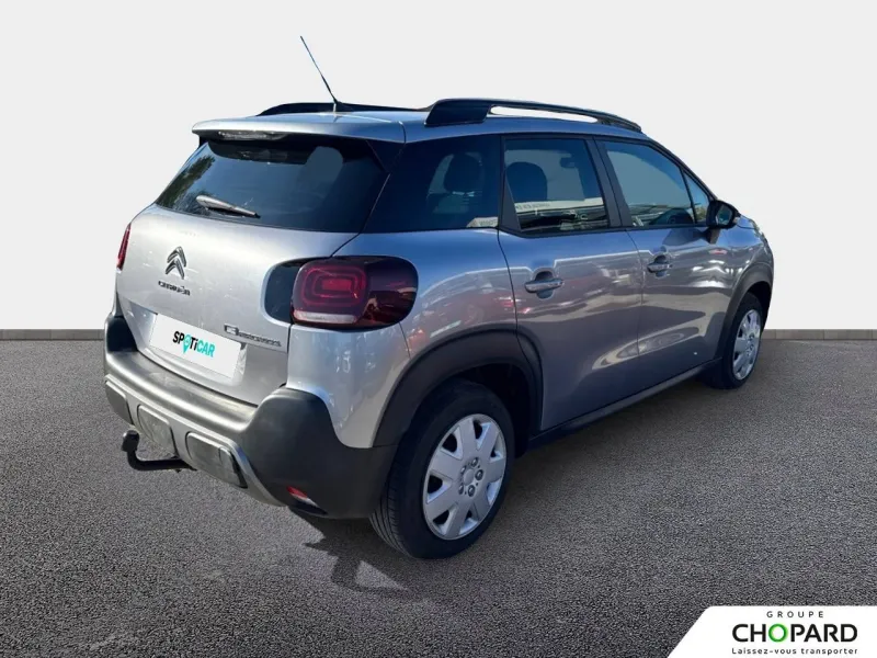 Image secondaire du véhicule 9