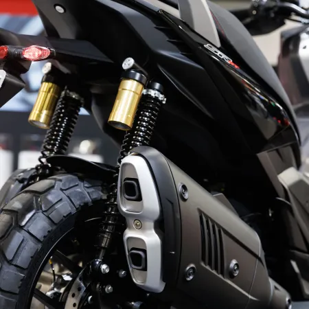 Aprilia SR GT 400 : Silencieux échappement