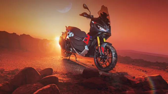 Aprilia SR GT 400 : Visuel désert