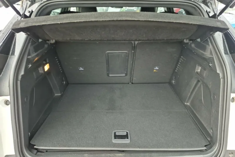 Image secondaire du véhicule 10