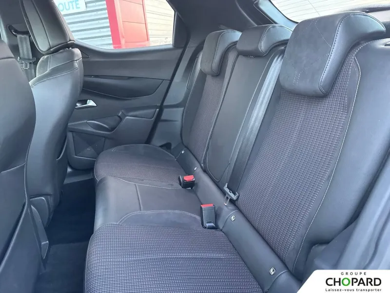 Image secondaire du véhicule 12