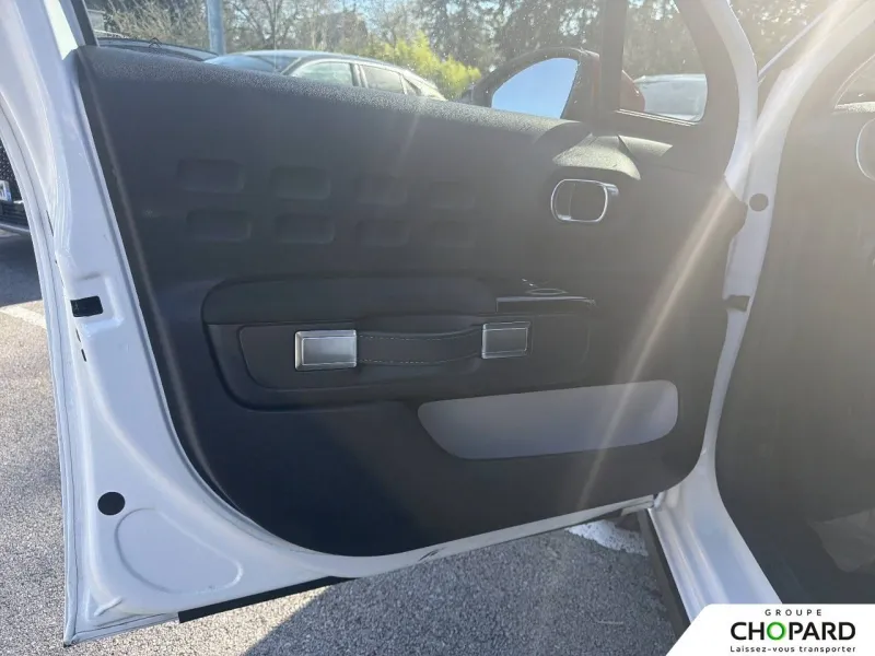 Image secondaire du véhicule 7