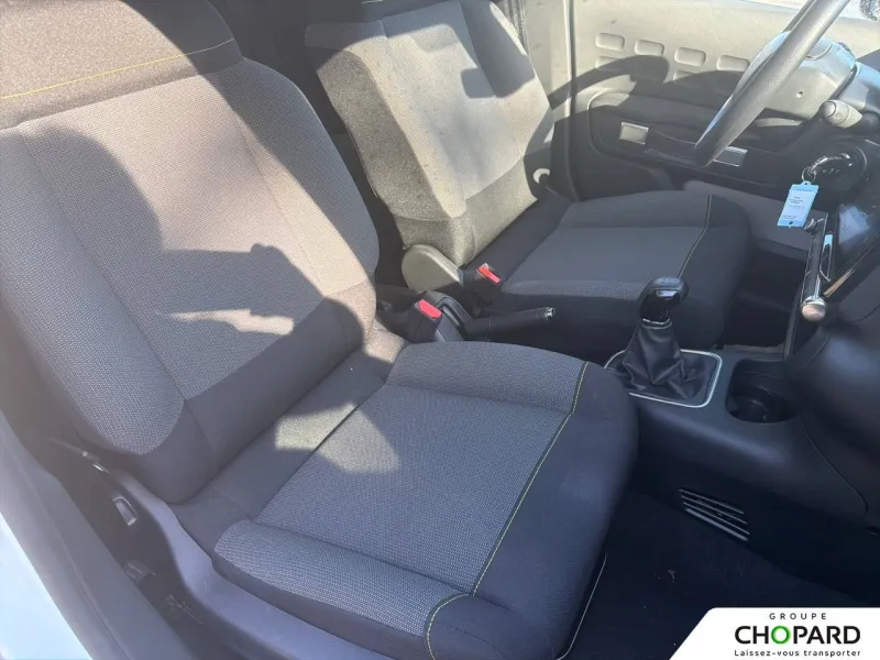 Image secondaire du véhicule 10