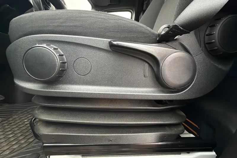 Image secondaire du véhicule 12