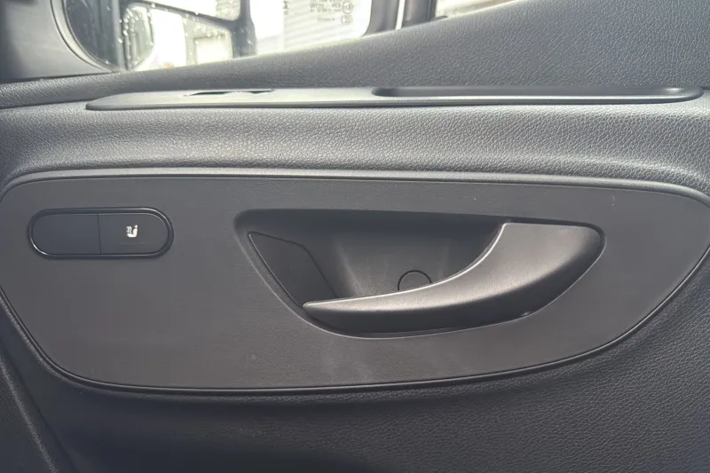 Image secondaire du véhicule 19