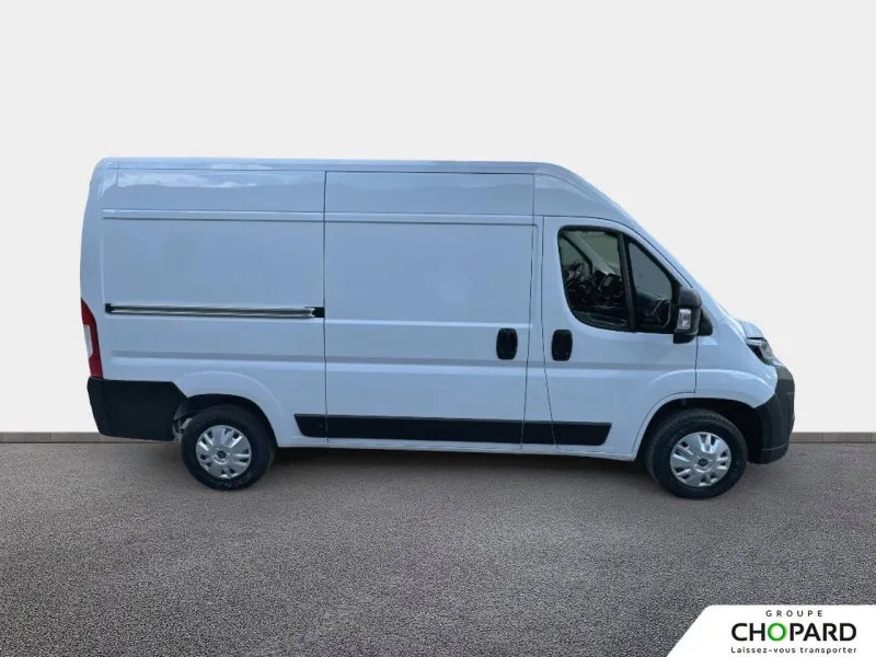 Image secondaire du véhicule 10