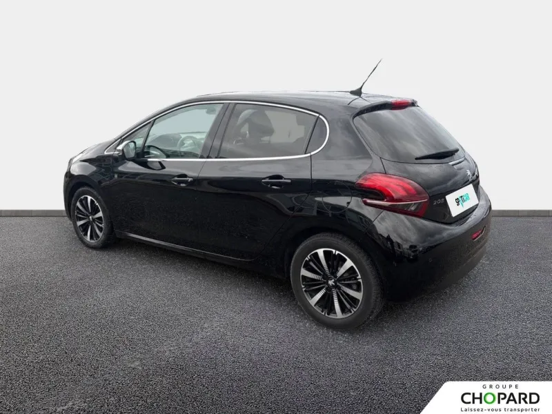 Image secondaire du véhicule 8