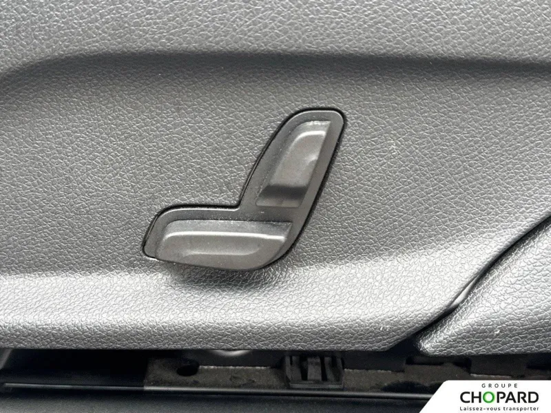 Image secondaire du véhicule 22