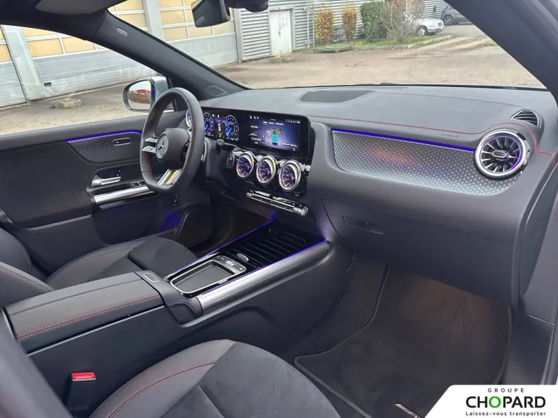 Image secondaire du véhicule 11