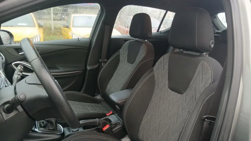 Image secondaire du véhicule 11