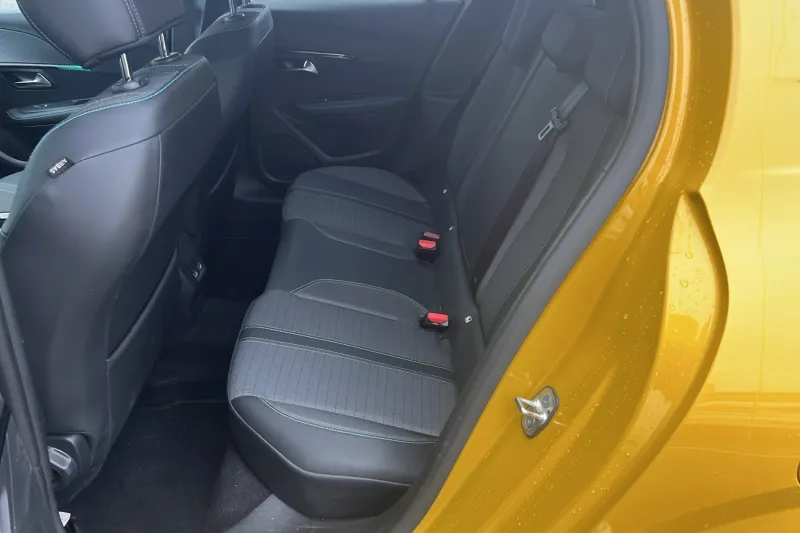 Image secondaire du véhicule 12