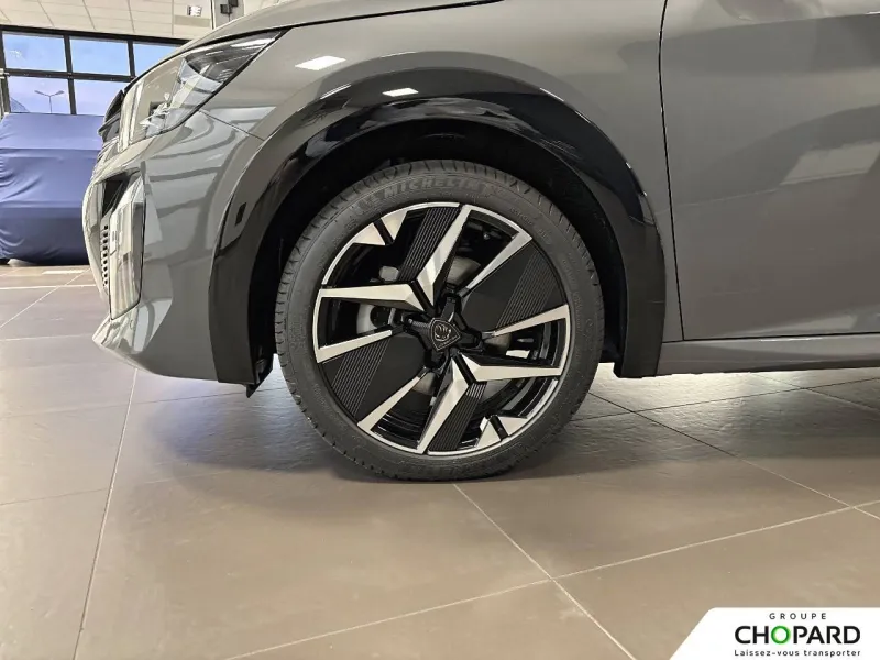 Image secondaire du véhicule 10