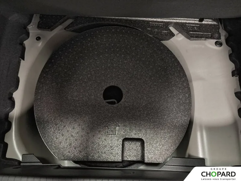 Image secondaire du véhicule 22