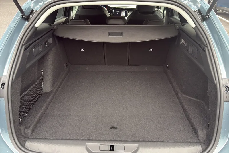 Image secondaire du véhicule 10