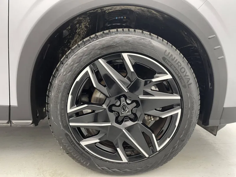 Image secondaire du véhicule 19