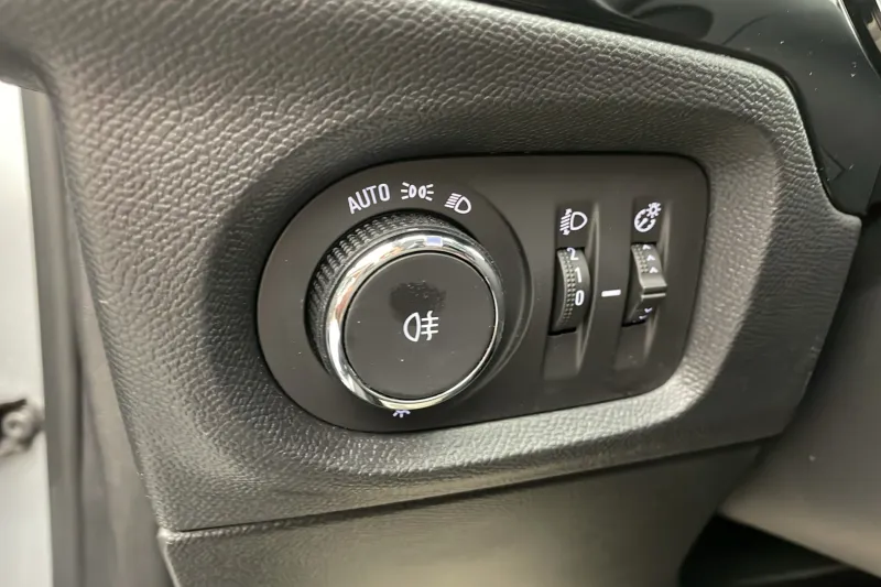 Image secondaire du véhicule 42