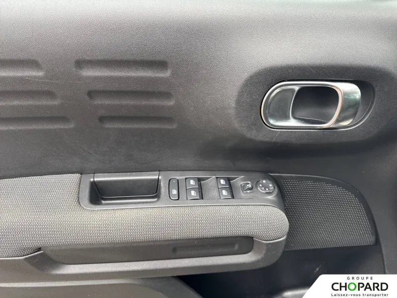 Image secondaire du véhicule 21