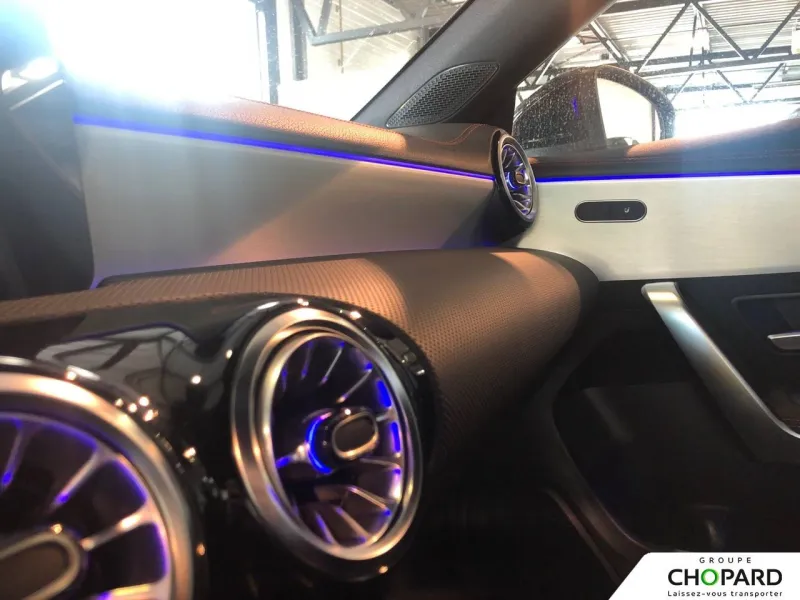 Image secondaire du véhicule 22