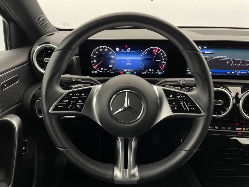 Image secondaire du véhicule 24