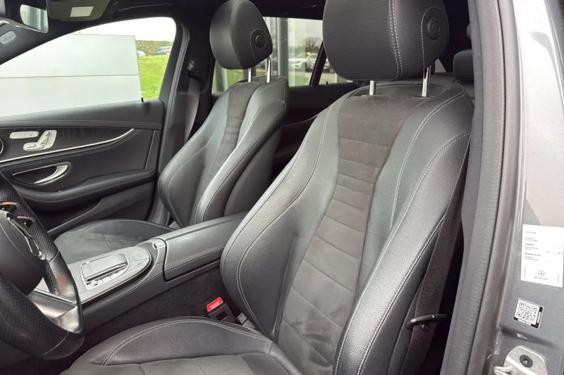 Image secondaire du véhicule 11