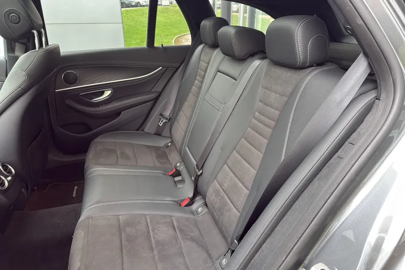 Image secondaire du véhicule 12