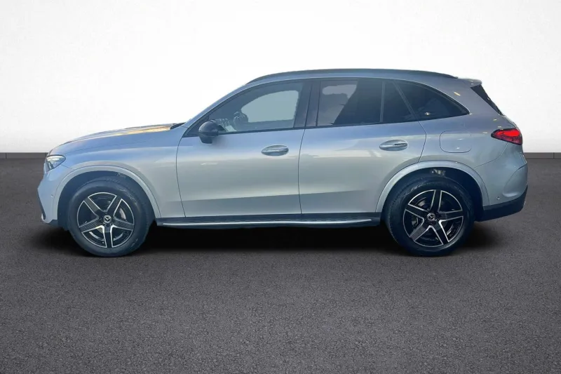 Image secondaire du véhicule 4