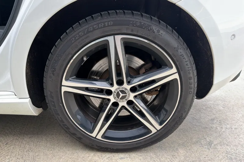 Image secondaire du véhicule 16