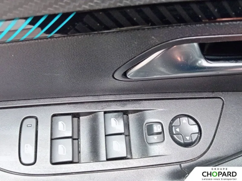 Image secondaire du véhicule 10