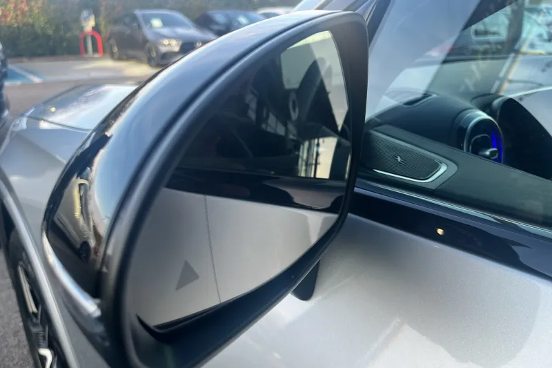 Image secondaire du véhicule 25