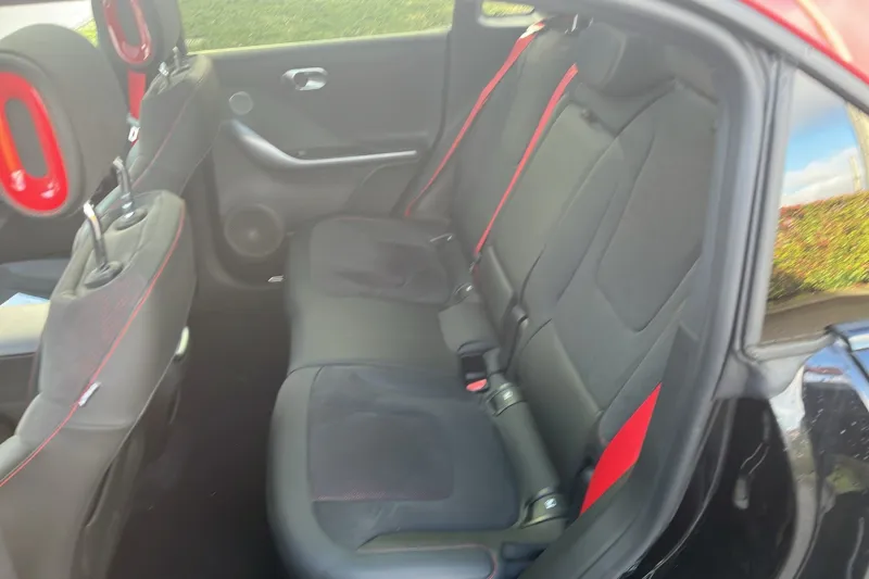 Image secondaire du véhicule 12