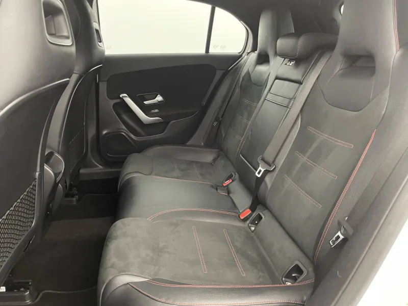 Image secondaire du véhicule 17