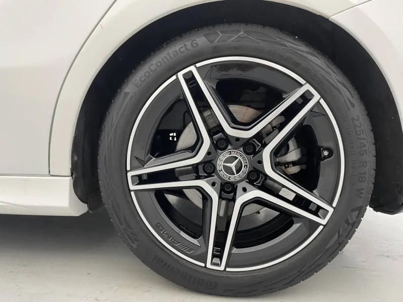 Image secondaire du véhicule 18