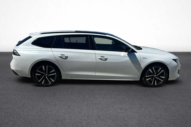 Image secondaire du véhicule 8