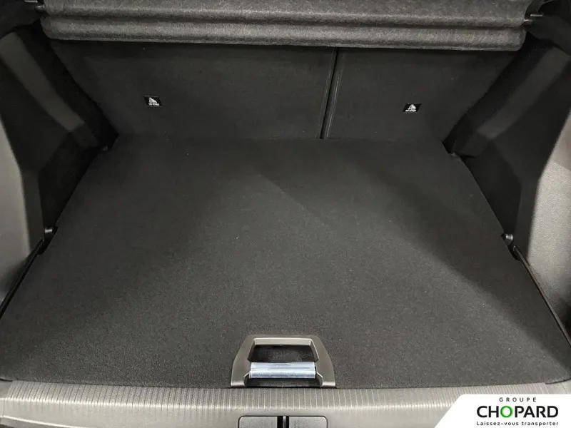 Image secondaire du véhicule 10