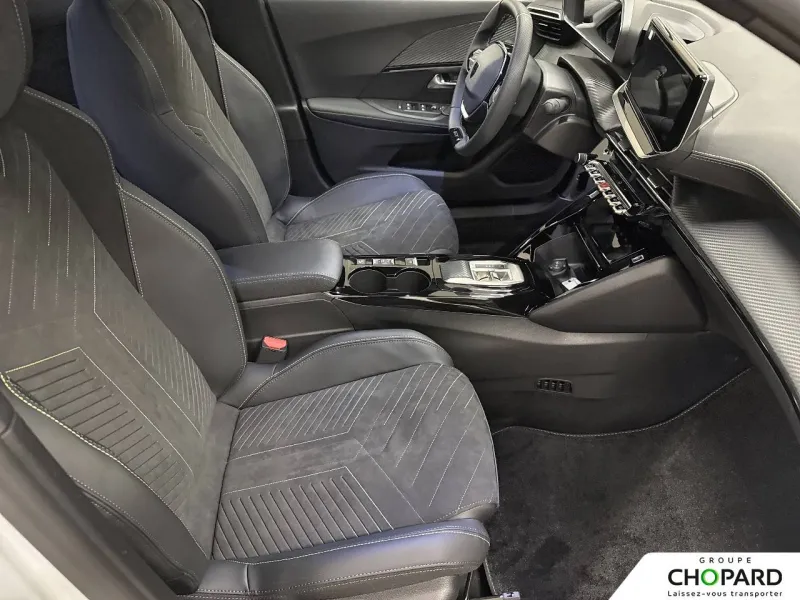 Image secondaire du véhicule 11