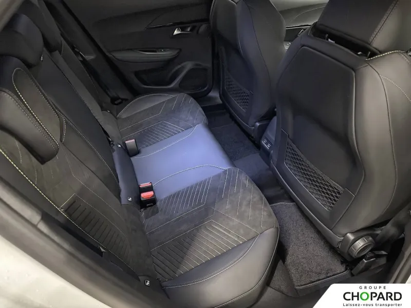 Image secondaire du véhicule 12