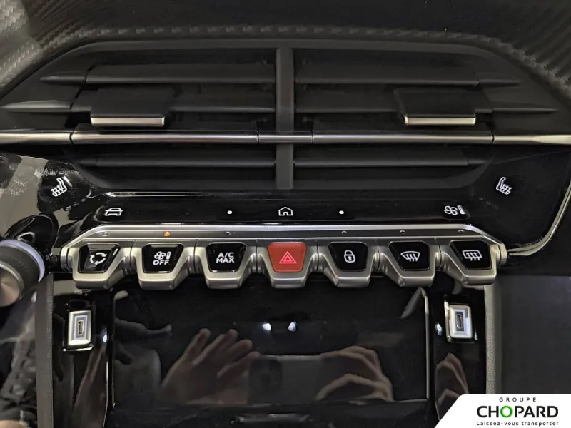 Image secondaire du véhicule 22